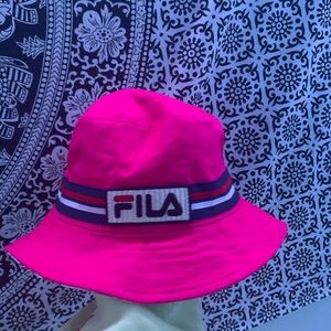 filas bucket hat
